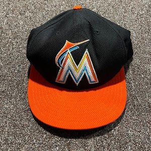 Miami Marlins Baseball cap. 7 3/8 Mens. Slight usage.